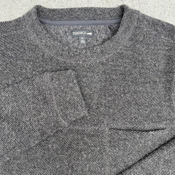 Toad & Co Waffle Knit Sweater Men's Medium Gray Marled Crew Neck Chest Pocket - Picture 1 of 8